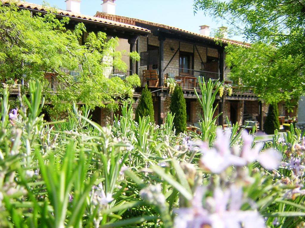 Apartamentos Rurales El Canchal de la Gallina - Jacuzzi en privado - Parking gratuito Hervás Exterior foto